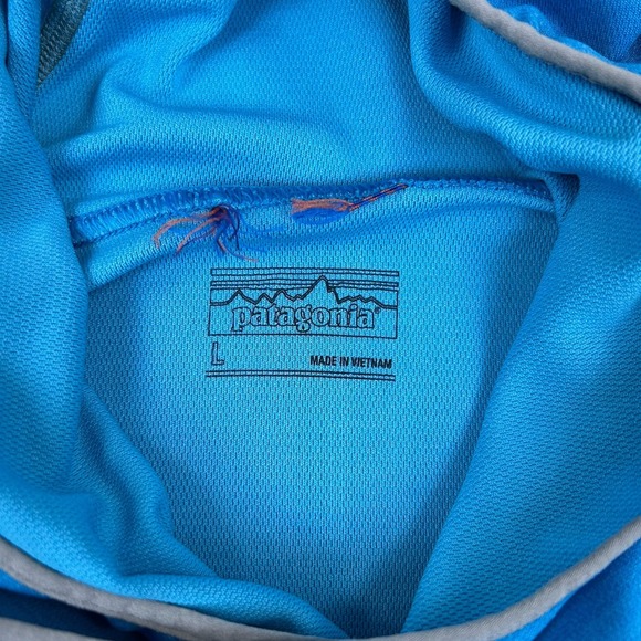 Patagonia Performance SunShade Hoodie Summer Pullover Large Blue - Picture 3 of 12
